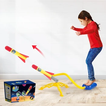 Гранатомет Детски играчки на открито Въртящи се светлини Спортна вземе подножието стартера на Ракета